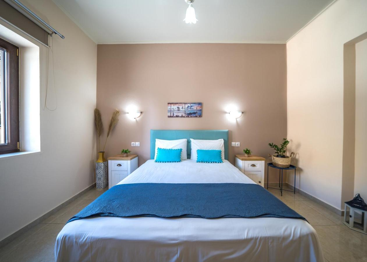 Iro City And Beach Boutique Homes Ханья Экстерьер фото
