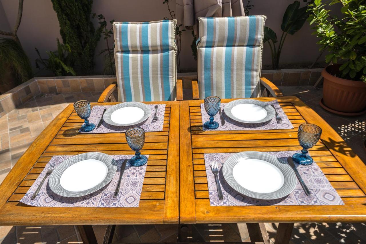 Iro City And Beach Boutique Homes Ханья Экстерьер фото