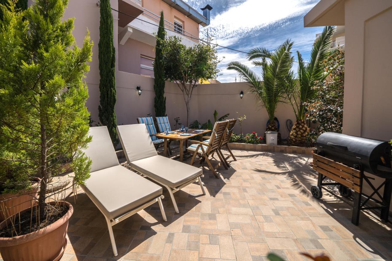 Iro City And Beach Boutique Homes Ханья Экстерьер фото